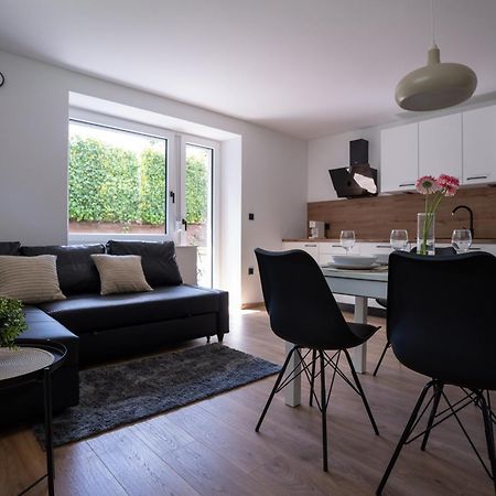 Residence Black&White Ljubljana Ngoại thất bức ảnh