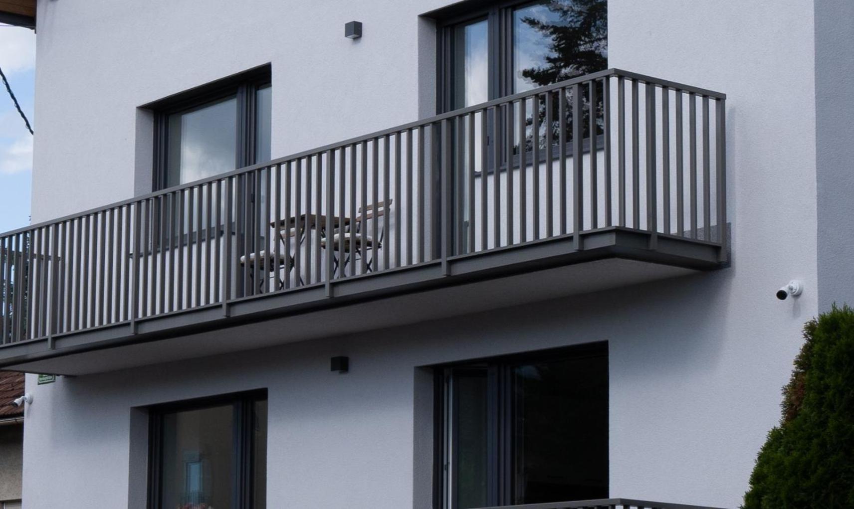 Residence Black&White Ljubljana Ngoại thất bức ảnh