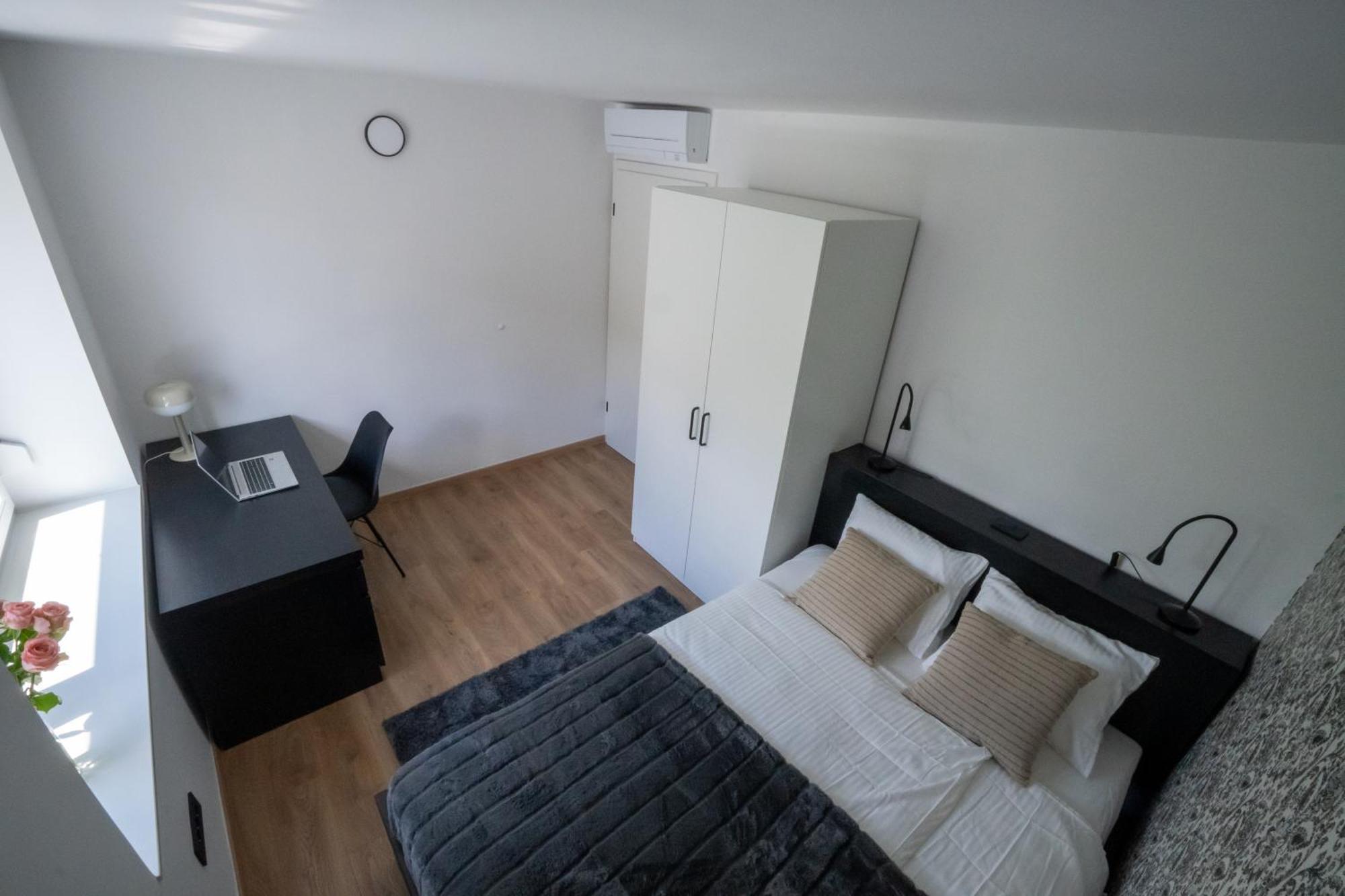 Residence Black&White Ljubljana Ngoại thất bức ảnh