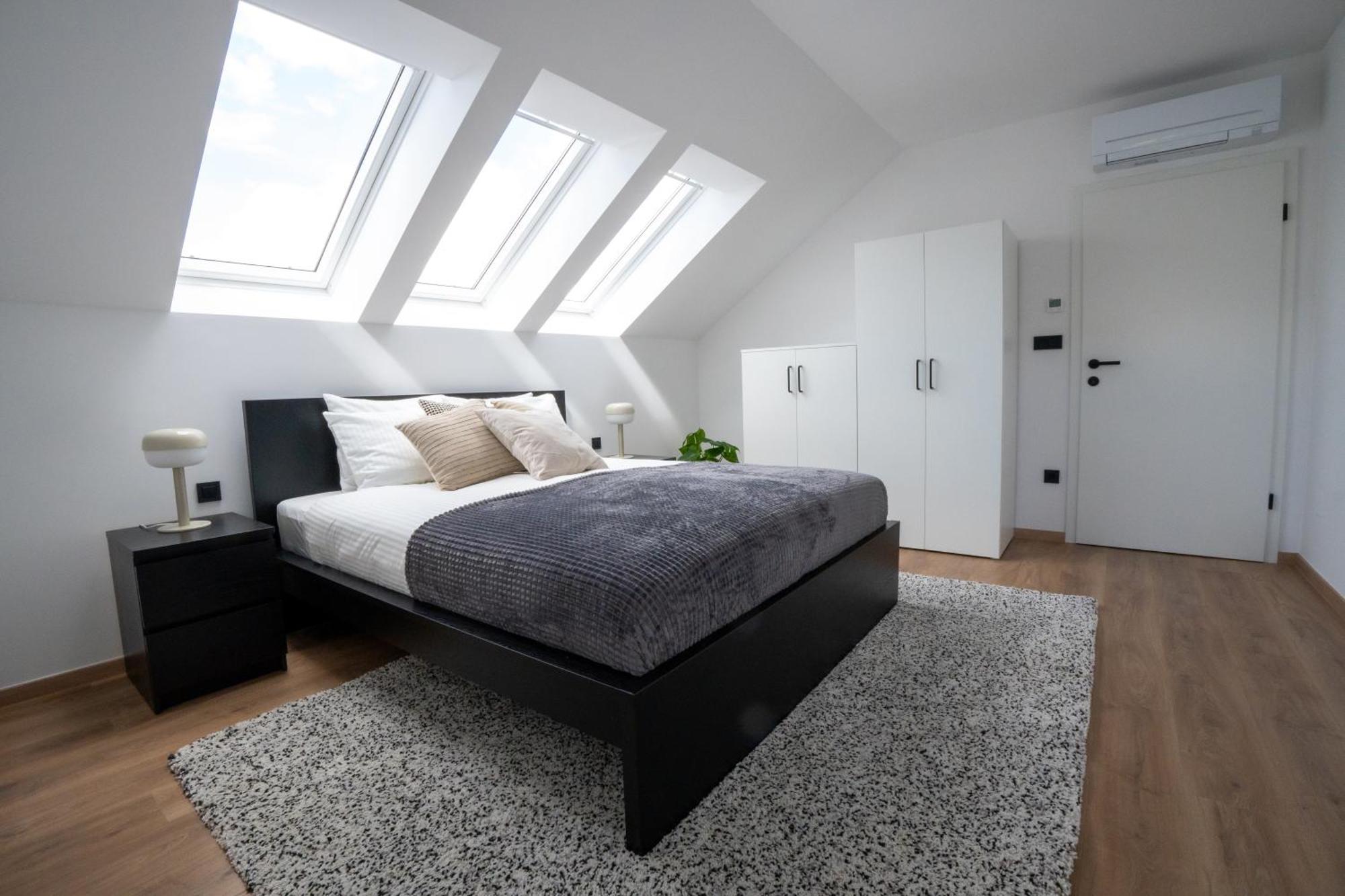 Residence Black&White Ljubljana Ngoại thất bức ảnh
