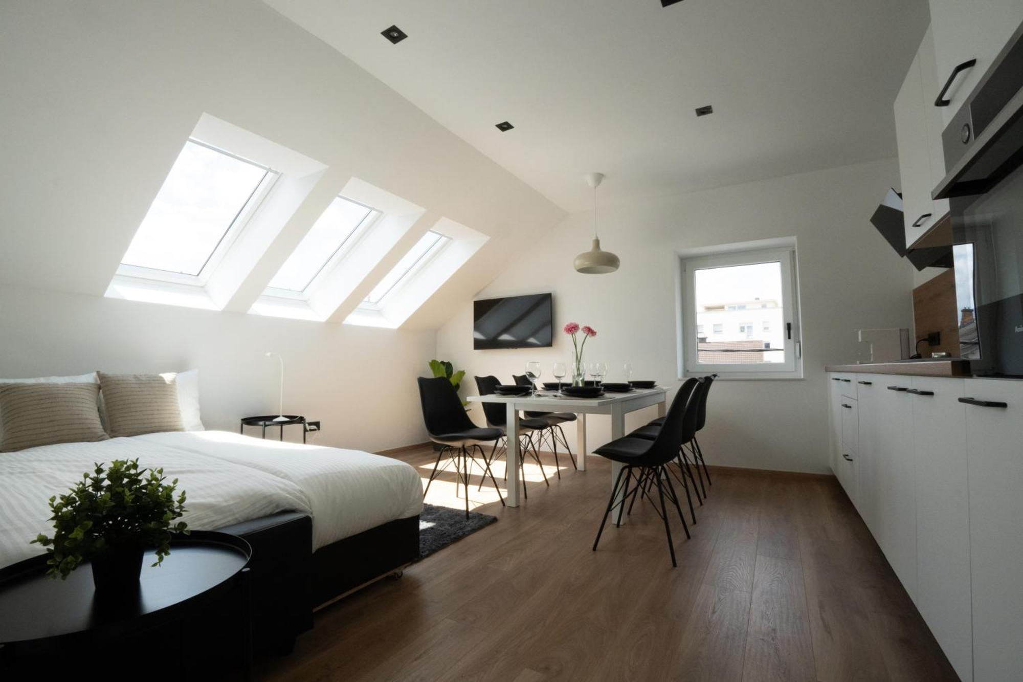 Residence Black&White Ljubljana Phòng bức ảnh